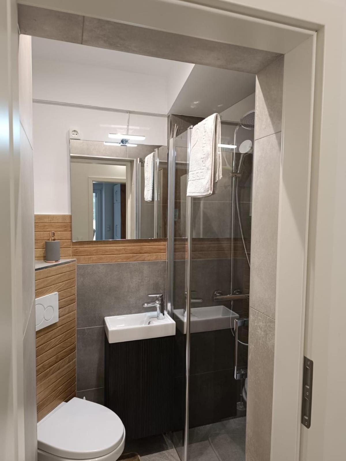 Harizma Apartamento Primošten Exterior foto